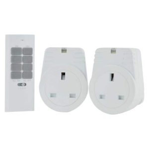 Lloytron 2x 1Kw Remote Controlled Sockets - White