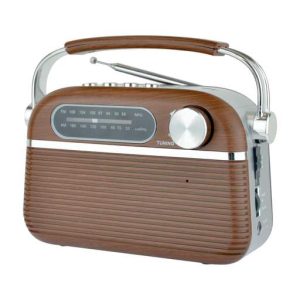Lloytron AM/FM Vintage Portable Radio with Bluetooth in Wood