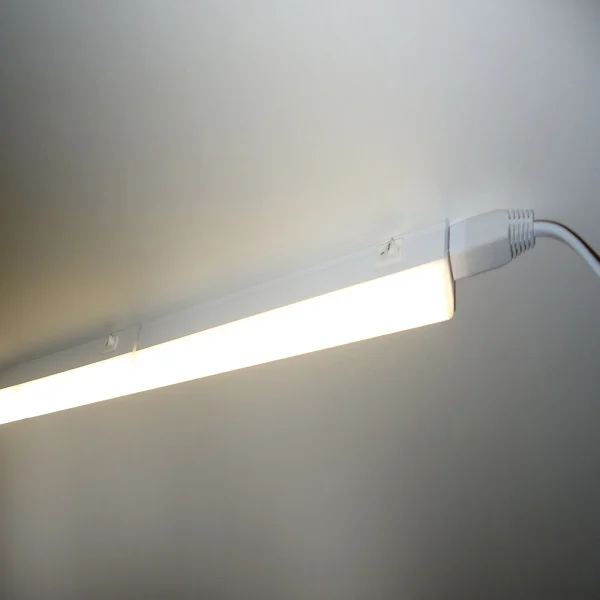 Eterna DVECOLT514 14W 1185mm Economy T5 LED Linkable Fitting - Image 3