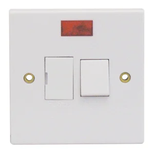Essentials 11SPU13L 13A Switched Fused Spur Connection Unit White With Neon Indicator