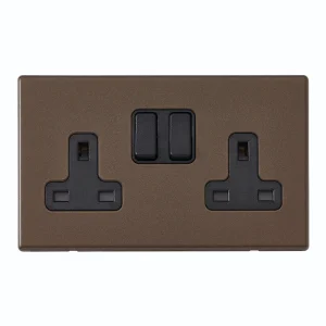 7G2RBSS2BL-B Hamilton Hartland G2 Socket Switched 2 Gang 13A