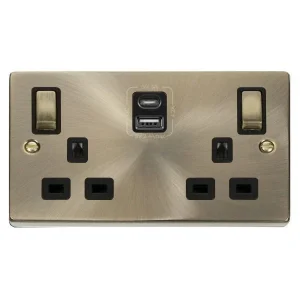 Deco Antique Brass Ingot 2 Gang 13A 1x USB Type A 1 x USB Type C 4.2A Switched Socket Black Insert