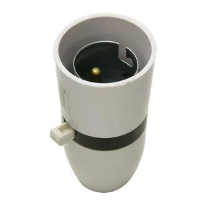Lampholder Plastic 1/2" White