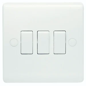 Designa 21S532 3 Gang 2 Way 10AX Plate Switch White