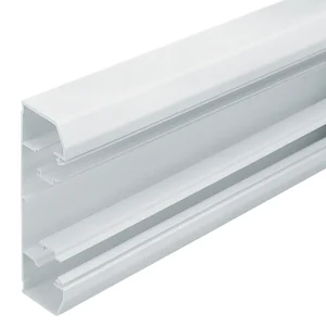 Base Trunking 2 Dividers 140 x 50mm x 3m White Compact