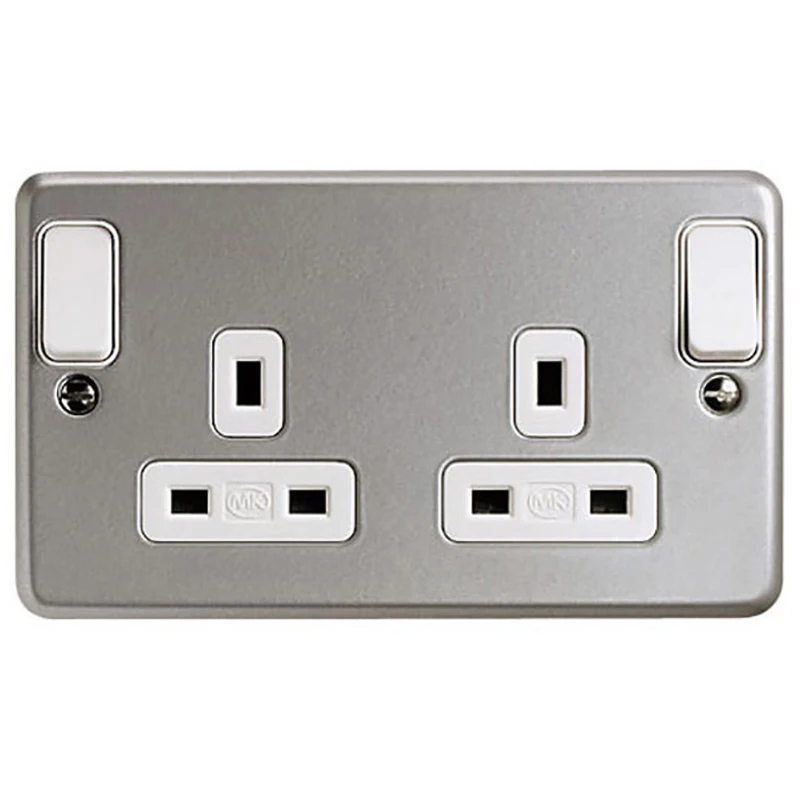 Socket 2 Gang Switched Double Pole Dual Earth 13A Aluminium Outboard Rocker