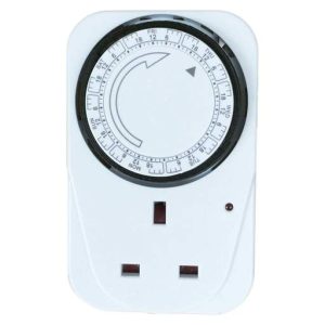Pro Elec 7 Day Plug-in Mechanical Timer