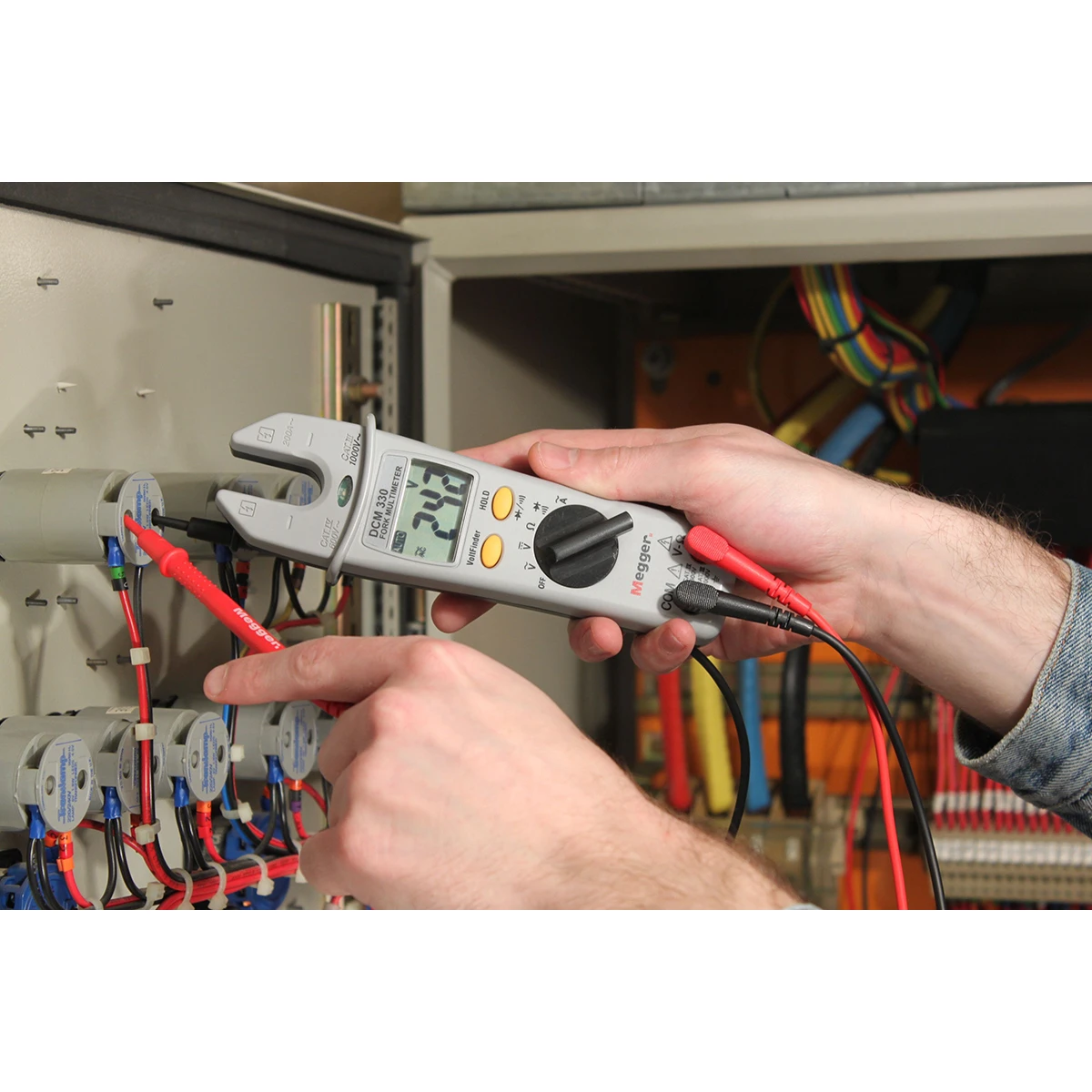 Megger 1000-219 Auto Range Fork Multimeter - Grey - Image 3