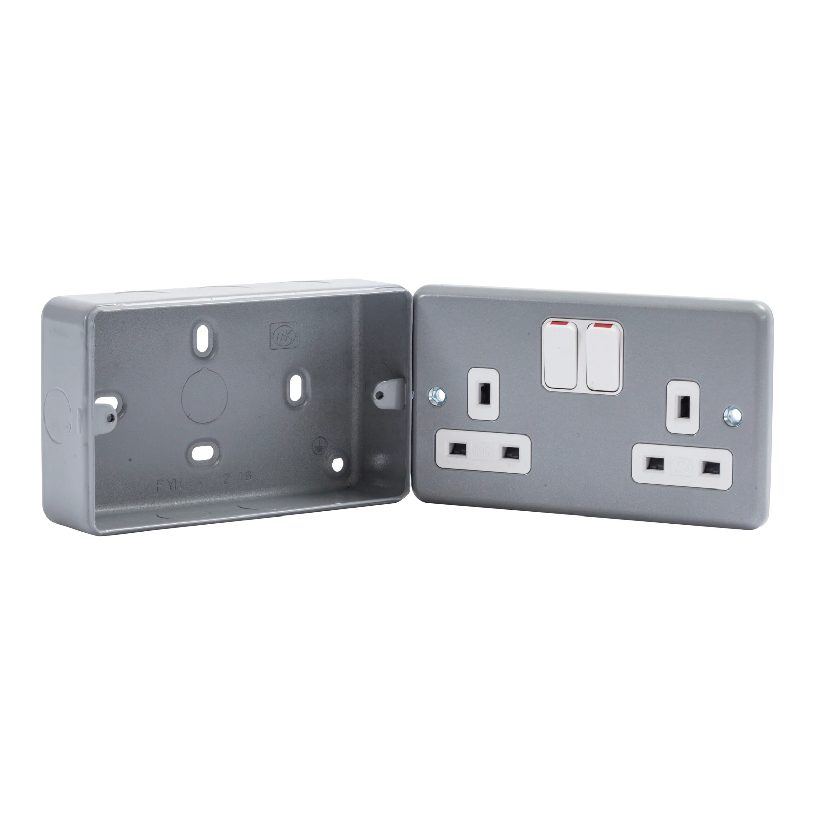 Metalclad Plus 2-Gang 13A Metalclad Switch Socket 2-Pole 146mm x 86mm x 51mm Grey - Image 4