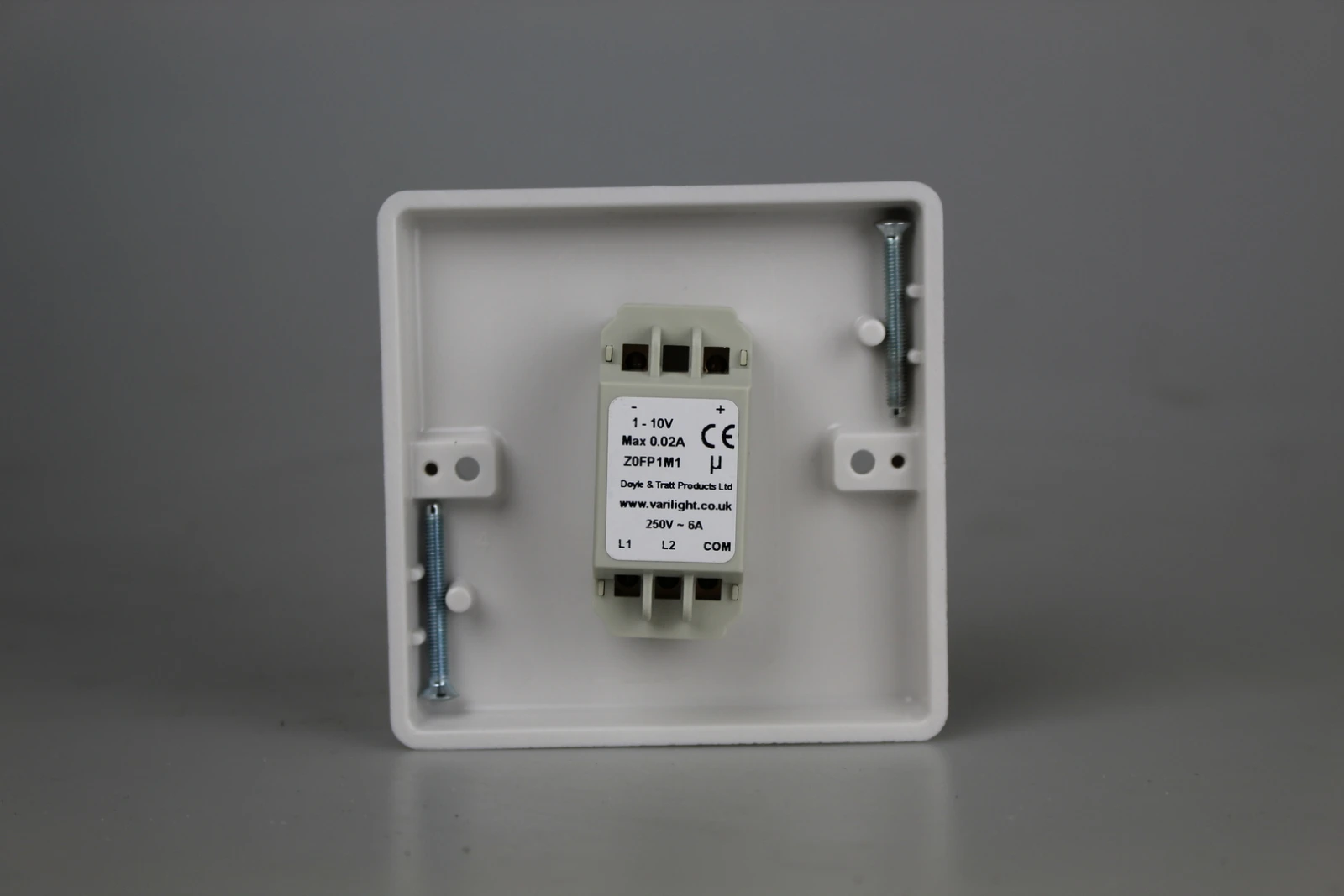 Varilight FQP1M1W 1-Gang 2-Way Dimmer for Multiple HF Ballasts/LED Drivers requiring 1-10V DC Input - Image 3