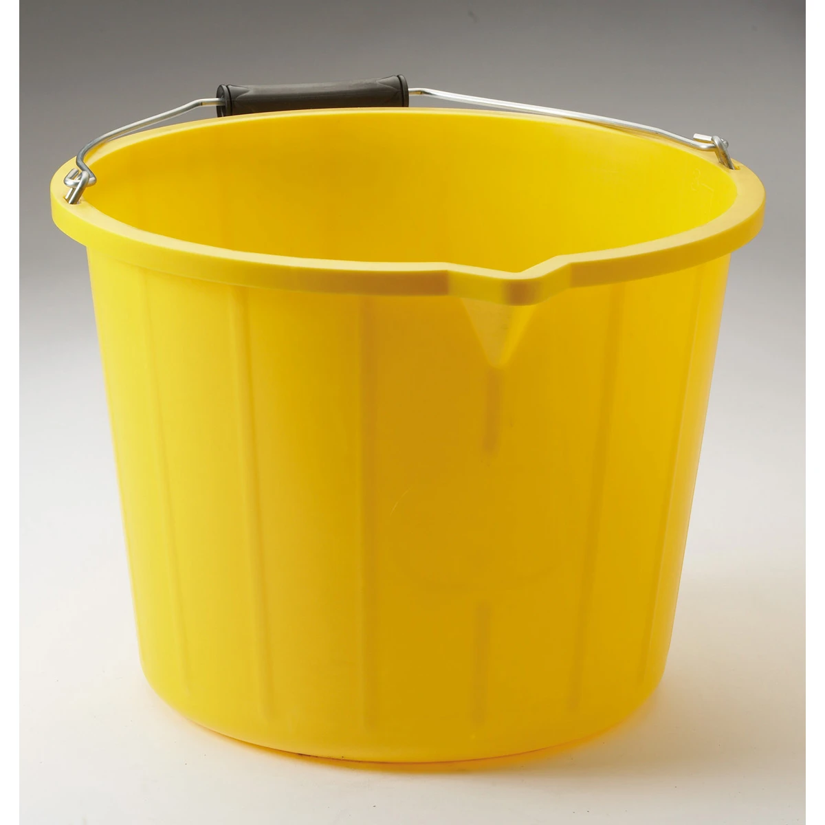 14 Litre Plastic Bucket Yellow - Image 3