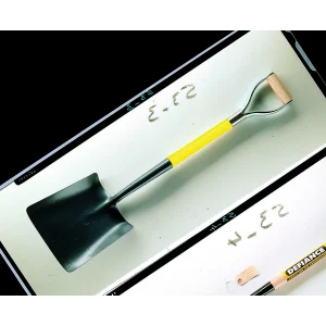 Fibreglass Square Mouth No.2 Shovel Black