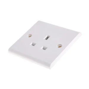 Socket 1 Gang Unswitched 13A White