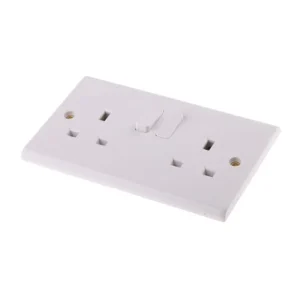 Socket 2 Gang Switched Standard 13A White