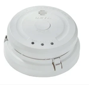 Carbon Monoxide Alarm Mains Powered c/w Battery Back Up 230V White