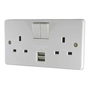 Capital Socket 2 Gang Switched DP c/w 2xUSB Outlets (Total 2.1A) 13A White
