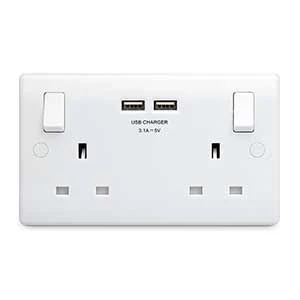 13A Gang Single Pole Switched Socket + 2 X USB Charger (3.1A) - Image 2