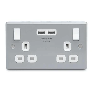 Metal Clad 2 Gang + 2 USB (3.1A) 13A Switched Socket