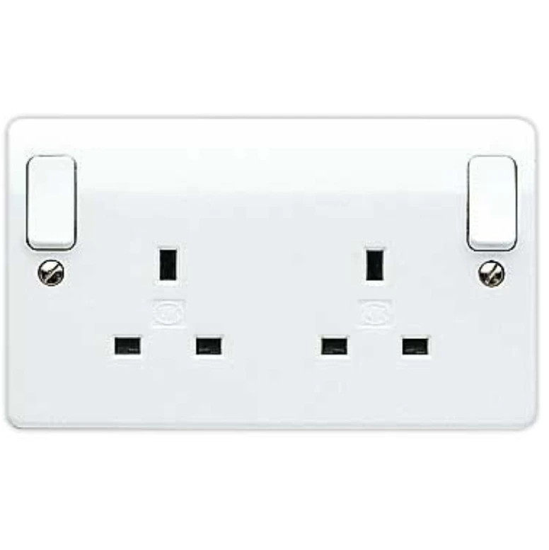 MK Logic Plus Socket 2 Gang Switched DP Dual Earth Outboard Rocker 13A White