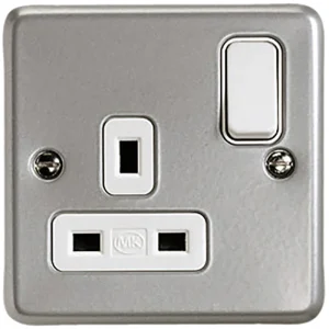 Socket 1 Gang Switched Double Pole Dual Earth 13A Aluminium