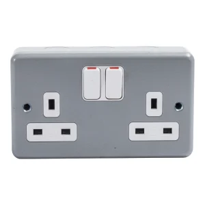 Metalclad Plus 2-Gang 13A Metalclad Switch Socket 2-Pole 146mm x 86mm x 51mm Grey