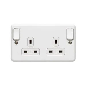 MK Socket 2 Gang Switched Double Pole Dual Earth 13A White Outboard Rocker