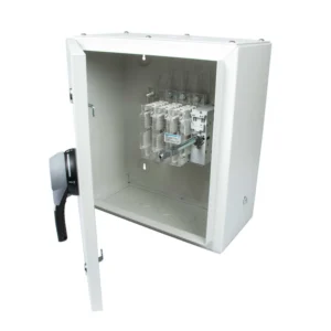 Combination Unit Triple Pole+Neutral Enclosed 100A