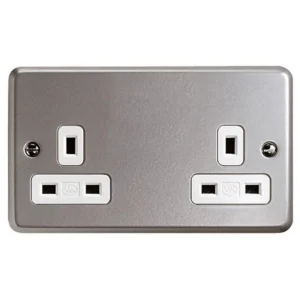 Socket 2 Gang Unswitched Dual Earth 13A Aluminium
