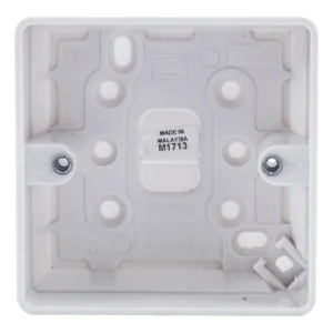 MK K2140WHI Single 28mm/30mm Moulded Box White