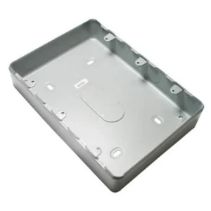 Box 24 Gang Surface Knockouts 56mm Aluminium