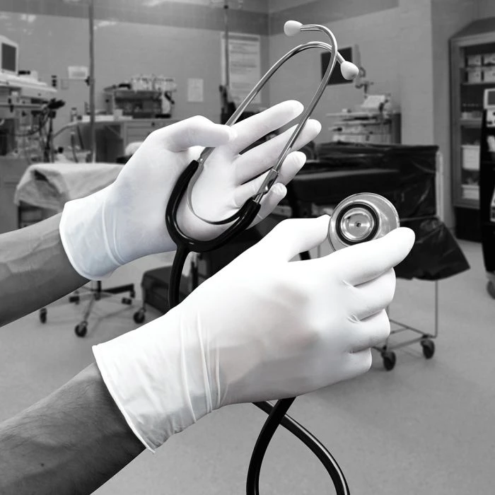 Small HandSafe White Nitrile Powder Free Examination Glove - Image 3