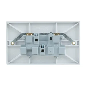 Essentials 11S132UN 2 Gang 13A Single Pole Unswitched Double Socket White