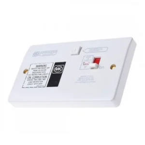 MK Logic Plus 13A BS Fixing Passive Single Gang RCD Socket Flush Mount Switched IP2Xd 250 V AC White
