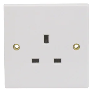 Essentials 11S131UN 1 Gang 13A Single Pole Unswitched Single Socket White