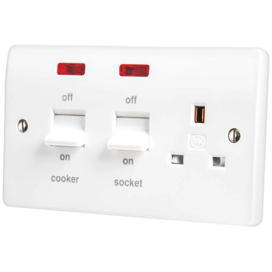 MK Logic Plus Cooker Control Switch DP Main Switch & Socket c/w Neon Flush 45A White - Image 2