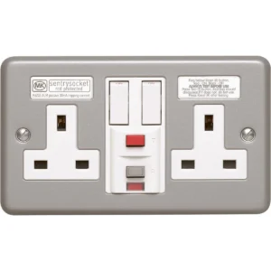 Socket 2 Gang Switched Single Pole RCD Passive 13A 30mA Aluminium