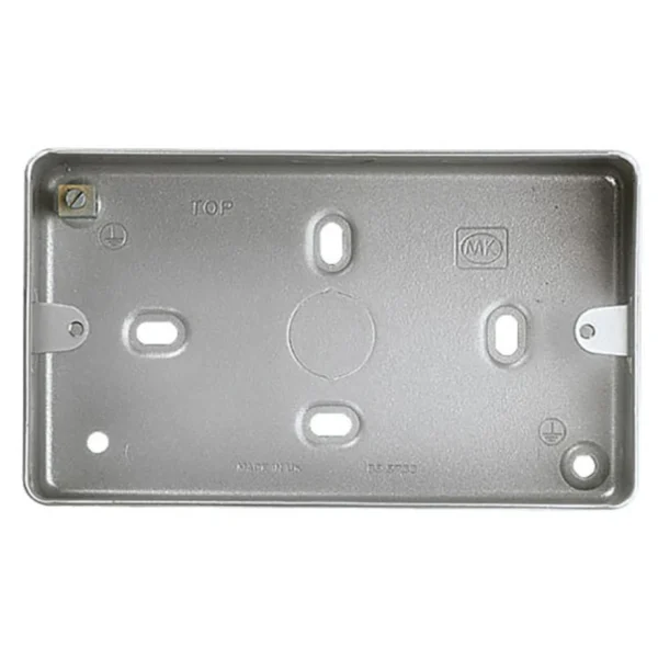 MK Electric Box 2 Gang Surface 86 x 146 x 40mm Aluminium No Knockouts ...