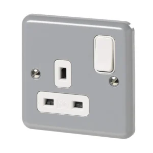 Socket 1 Gang Switched Double Pole Dual Earth 13A Aluminium No Box
