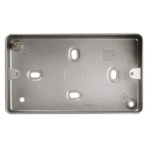 Box 2 Gang Surface 86 x 146 x 40mm Aluminium 8 x 20mm Knockouts
