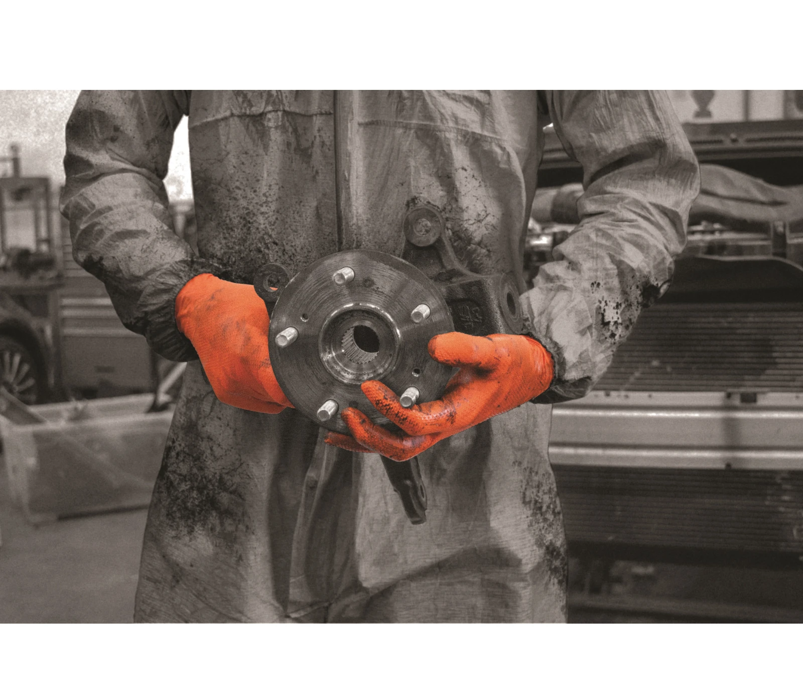 8.6g Orange Nitrile Disposable Glove Powder Free Diamond Grip EN374 Food Approved Size M - Image 2