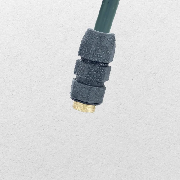 Storm Gland Pack Outdoor Earth Tag &32mm Polyamide Brass Locknut - Image 2