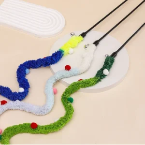 Coarse Wool Teaser Cat Stick Classic and Sustainable Interactive Cat Toy Simple and Lifelike Style Made from Wood Pack of 100