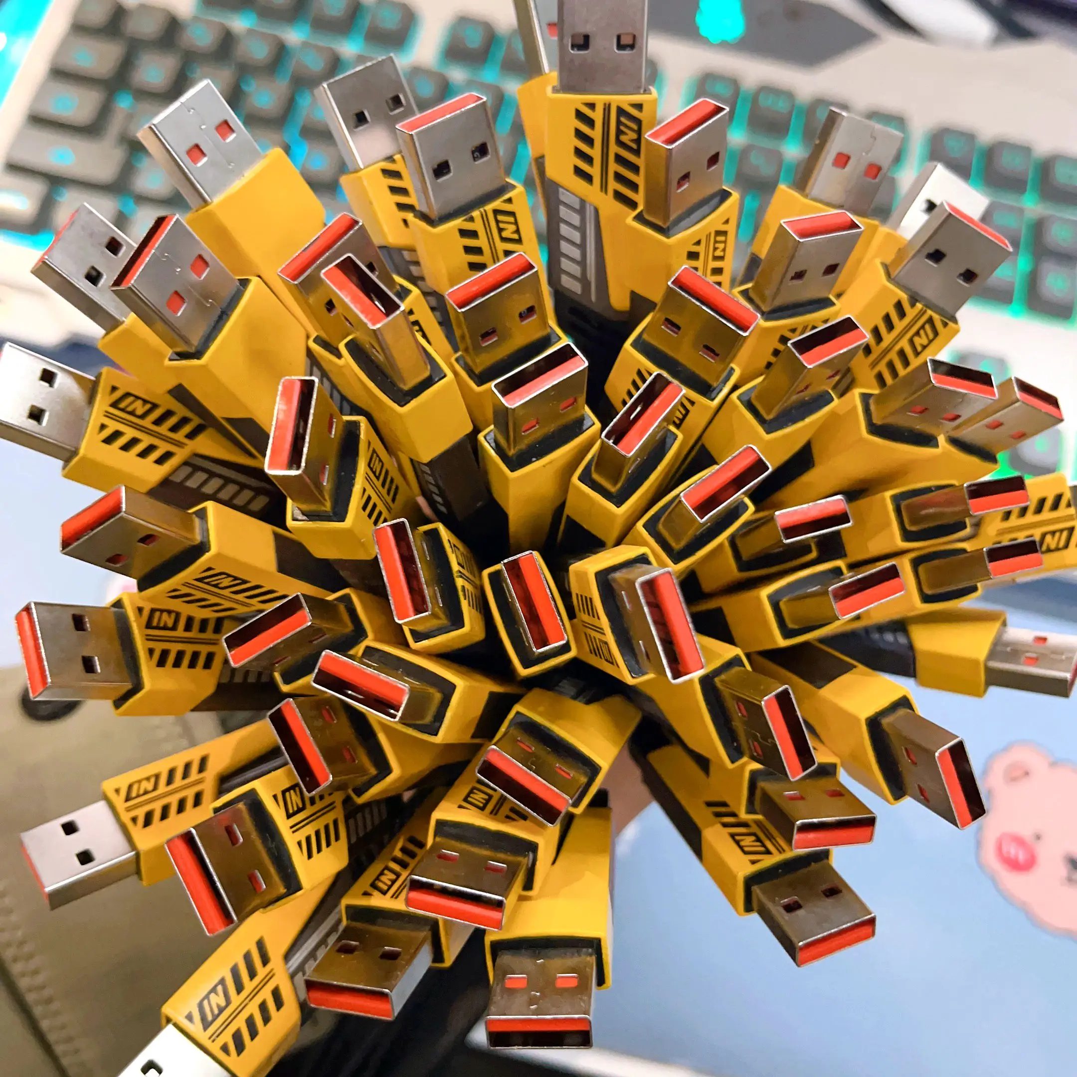 Popular 4-in-1 Fast Charging 65W USB C Cable 27W PD Multi-Data Nylon Braided Cable with Metal PVC for Telephone Charging Pack of 20 - Image 2