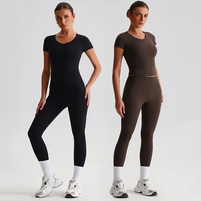 Studio to Street Simple Organic Yoga Wear Fashion Women Lounge Wear Compression Running Fitness Wear Set Pack of 2