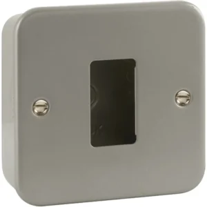 Click Scolmore Front Plate 1 Gang Back Box - No Knockouts Metalclad