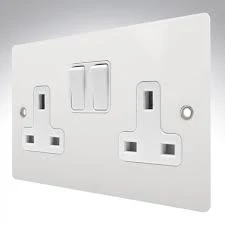 Hamilton Socket Switched 2 Gang 13A 146X86mm Matt White White Insert