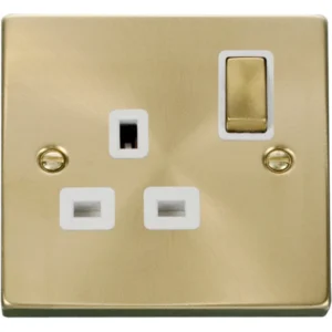 Click Scolmore Victorian Satin Brass White Insert 13A Ingot 1 Gang Double Pole Switched Socket Outlet