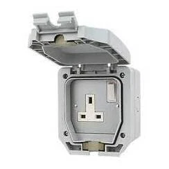Newlec Weatherproof Socket 1 Gang Double Pole Switched Ip66 Grey