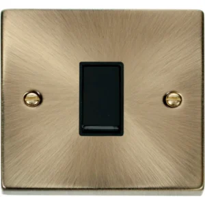 Click Scolmore Plate Switch 1 Gang Intermediate 10A Antique Brass Black Insert Victorian