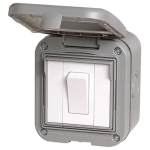 Luceco Plate Switch 1 Gang 2 Way W/P IP55 10A